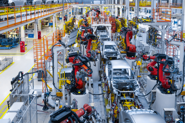 Scaling Manufacturing Operations Without Expanding Internal Talent Acquisition